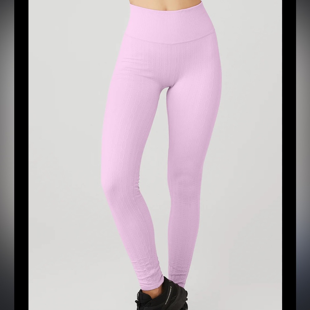 ALO pink cable knit legging XS no bra legging only worn a couple of times